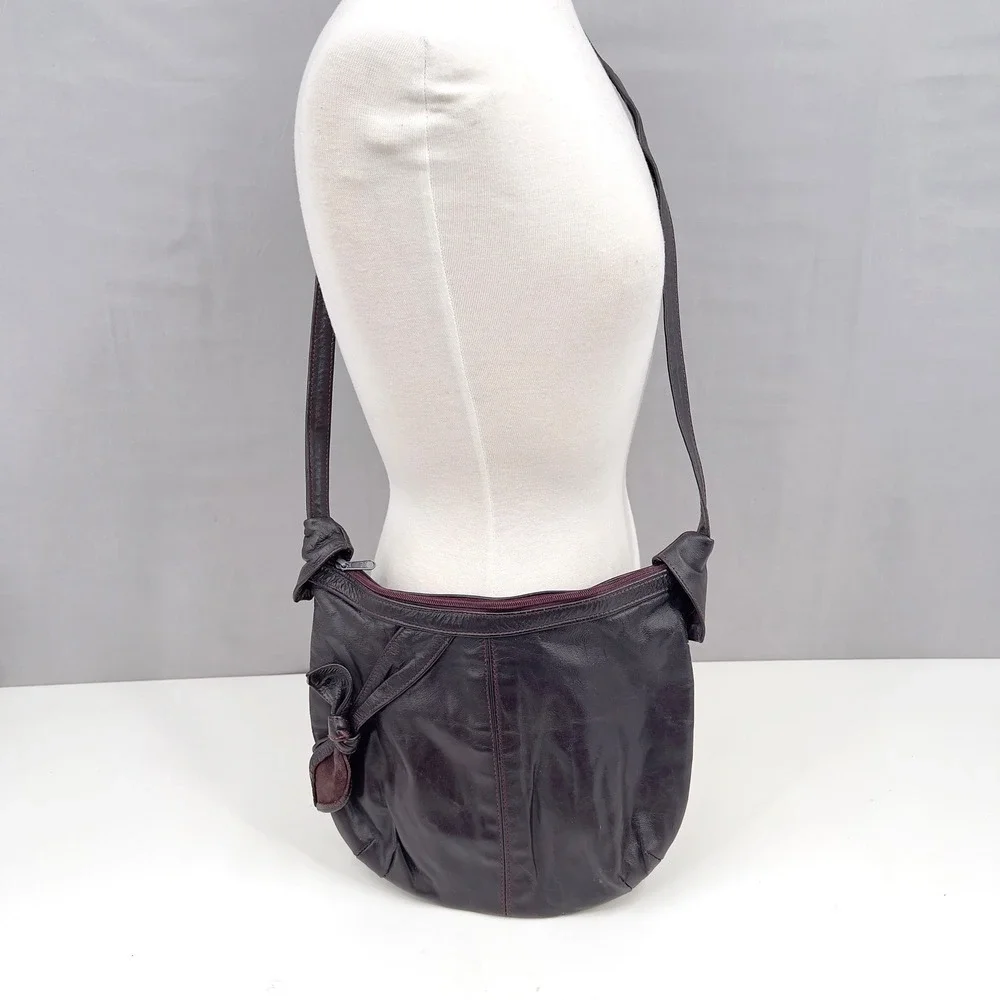 Vintage BAJA CALIFORNIA  Leather Shoulder Bag Dark Burgundy Hobo with Bow‎